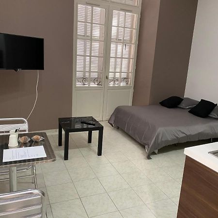 Aparthotel Five Stars S1 à Marseille Extérieur photo